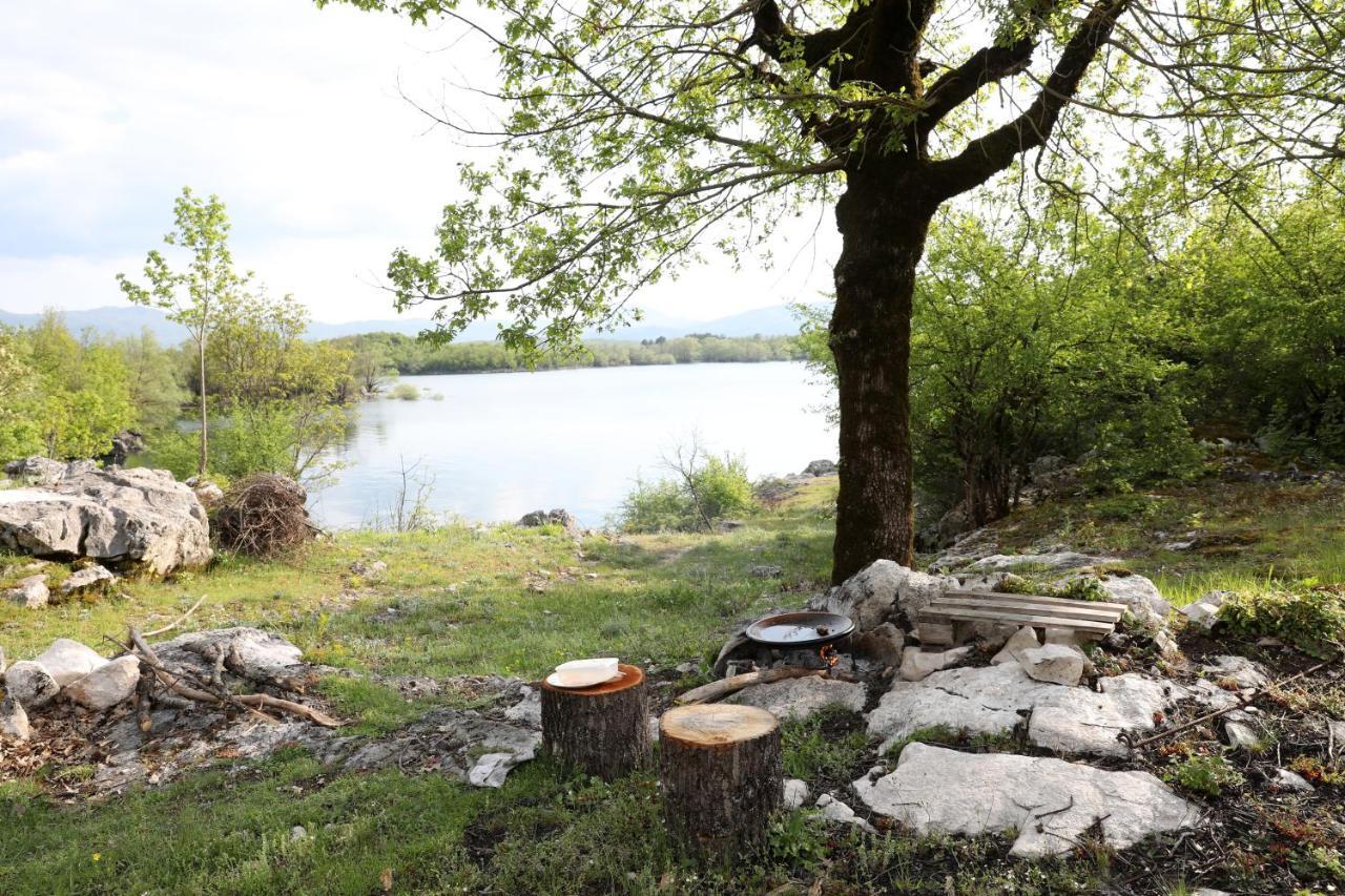 Lake House 'Vilin Konak' Niksic Exterior photo