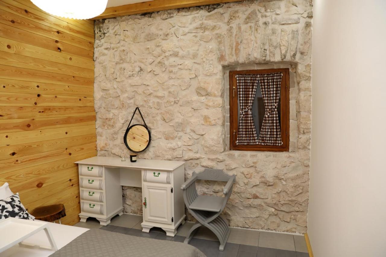 Lake House 'Vilin Konak' Niksic Exterior photo